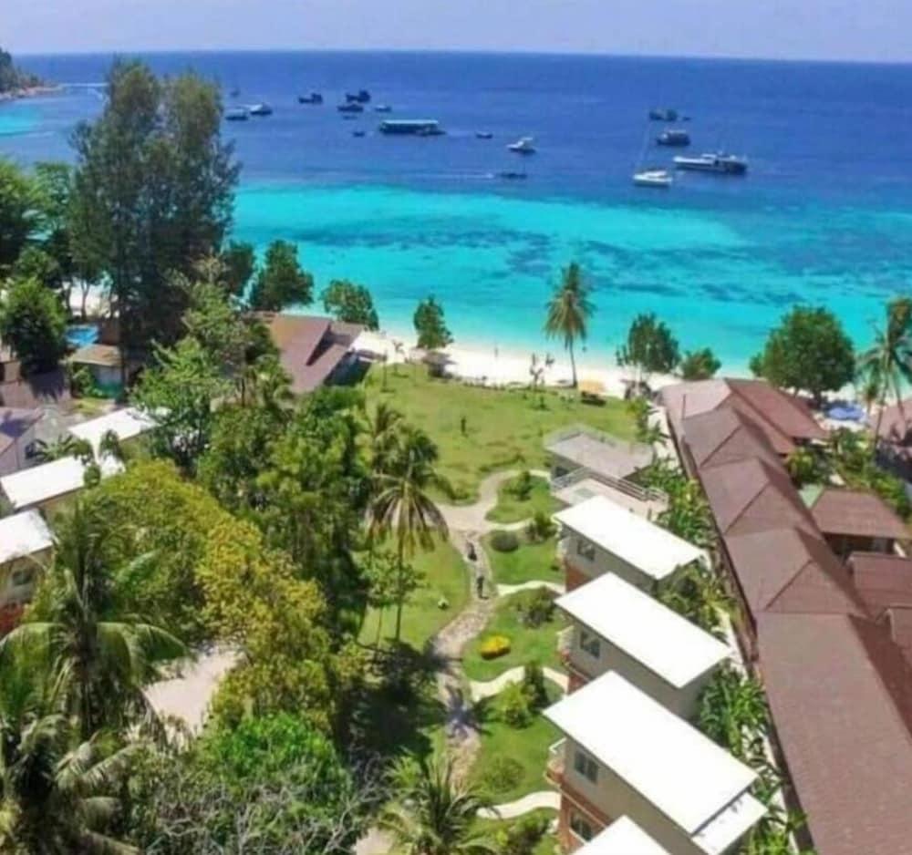 Z-Touch Lipe Island Resort Esterno foto